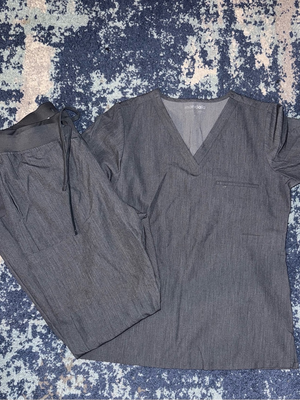 Mandala Heather Gray Scrub Set